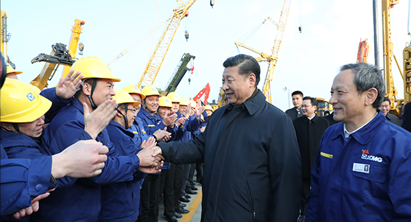 El Presidente Xi Jinping visitó XCMG en diciembre de 2012