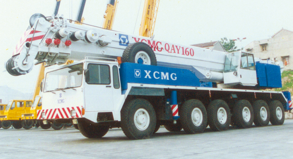 XCMG desarrolló la grúa todo terreno más grande en Asia de 160 toneladas